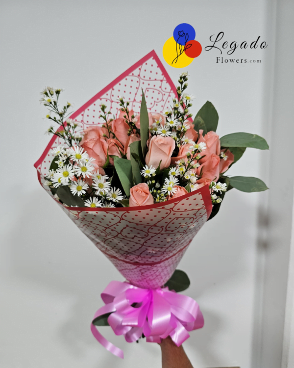 Lovely Greens- 8/15/24/36 Roses & Greens Bouquet