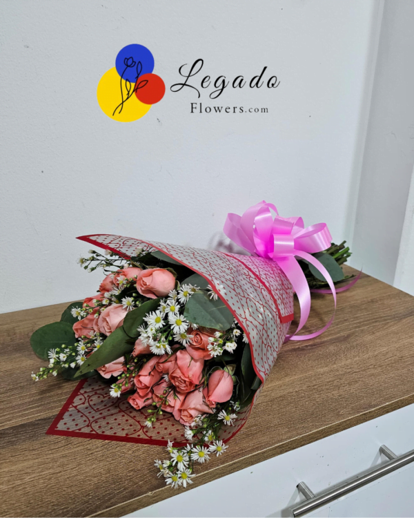 Lovely Greens- 8/15/24/36 Roses & Greens Bouquet - Image 2