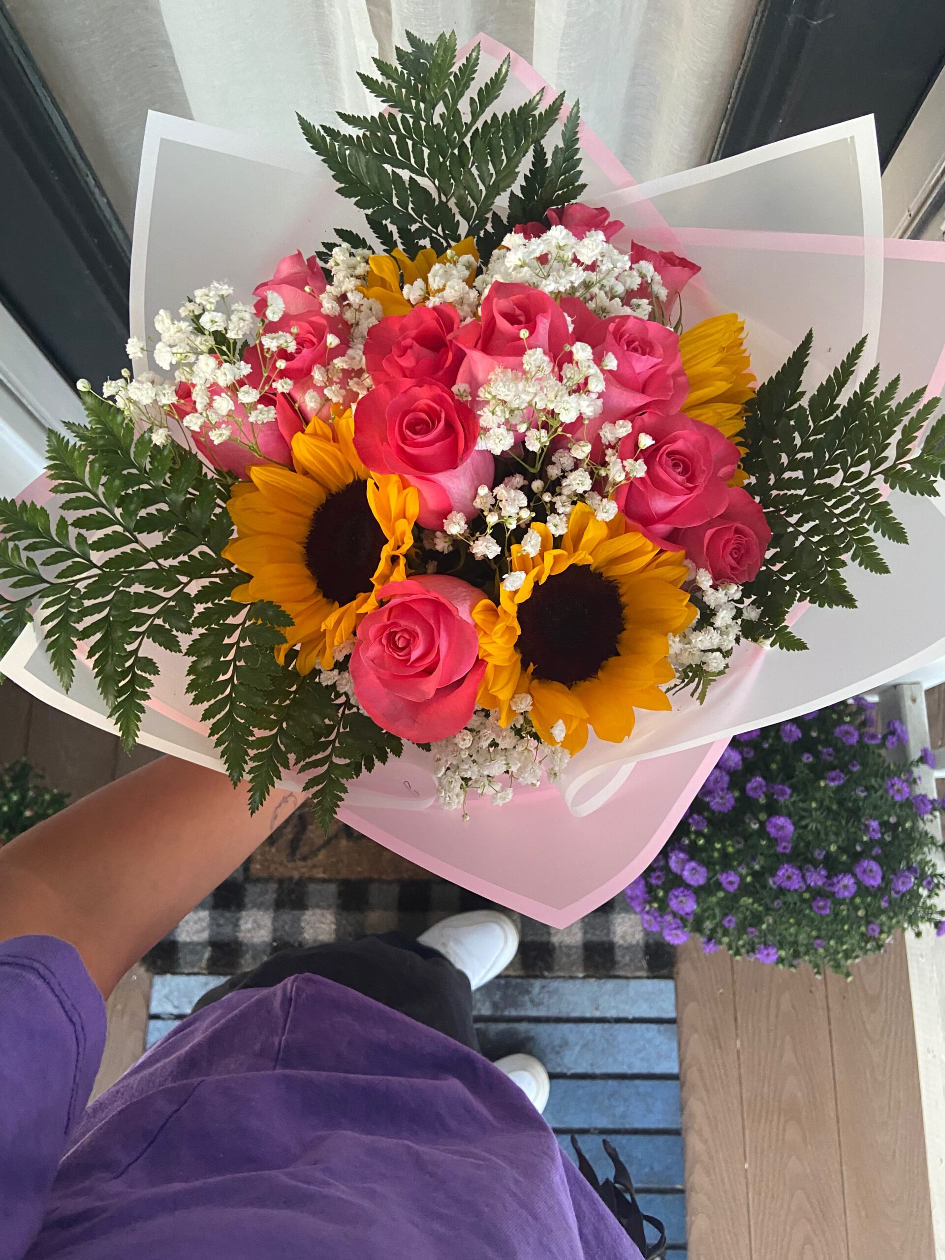 Mixed Flower Bouquet – Seasonal Designer’s Choice - Image 3